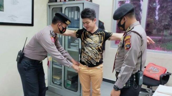 Rano Karno Ditangkap Bawa Sabu, Ditemukan Suntikan dan Pipet di Mobil