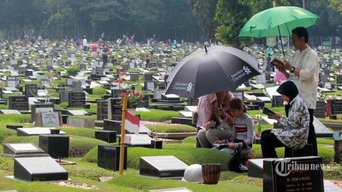 Pendoa Makam, Profesi Langka Dibalik Gemerlapnya Jakarta