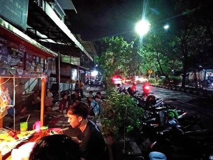 &#91;Coc Reg. Sidoarjo&#93; 6 Angkringan di Sidoarjo yang Cocok Buat Nongkrong Malam, Syahdu!