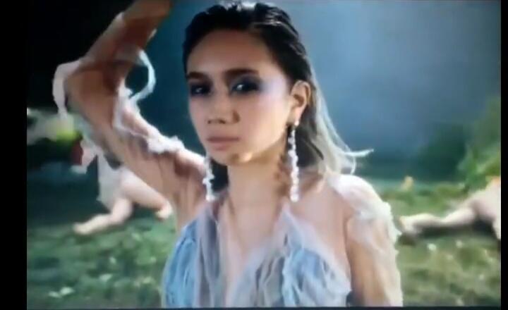 Keseruan Nonton Konser Teatrikal NIKI Zefanya Moonchild Live Experience, di KASKUS TV
