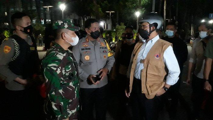 Sikapi Demonstrasi UU Cipta Kerja, Begini Beda Gaya Anies, Ridwan Kamil, ............