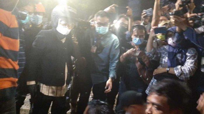 Sikapi Demonstrasi UU Cipta Kerja, Begini Beda Gaya Anies, Ridwan Kamil, ............
