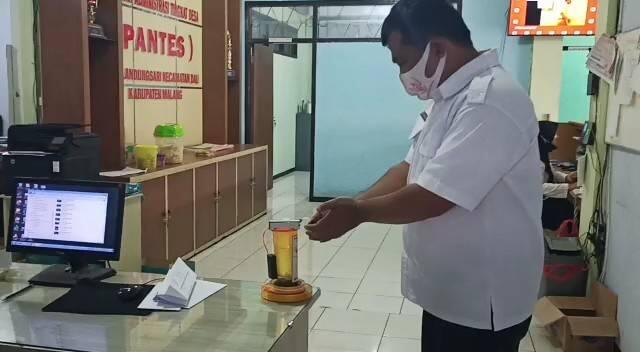 Keren, PMM 47 UMM Membuat Alat Hand Sanitizer Otomatis