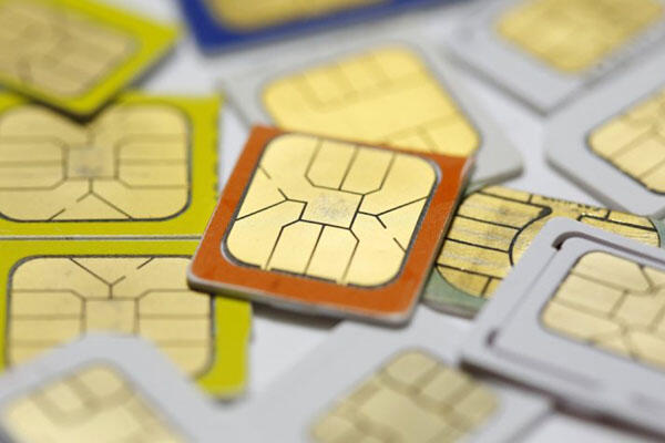 Beda Operator Seluler Konvensional dengan Digital