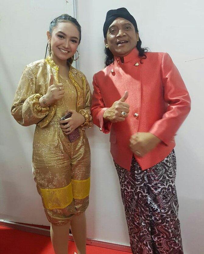 &#91;COC Reg.Mojokerto&#93; Penyanyi Ini Digadang Ketenaran Melebihi Via Vallen, Yuk Kenalan!