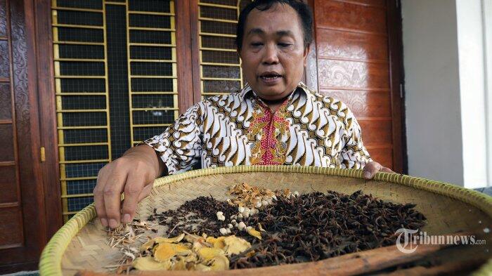 Draf UU Cipta Kerja Menyusut Jadi 812 Halaman, Arief Poyuono Yakin .................
