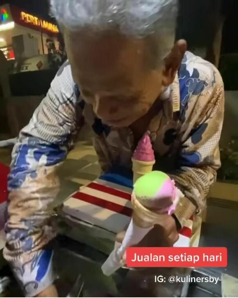 Mbah Siamin, Kakek 66 Tahun yang Tetap Semangat Jual Es Krim Orlando