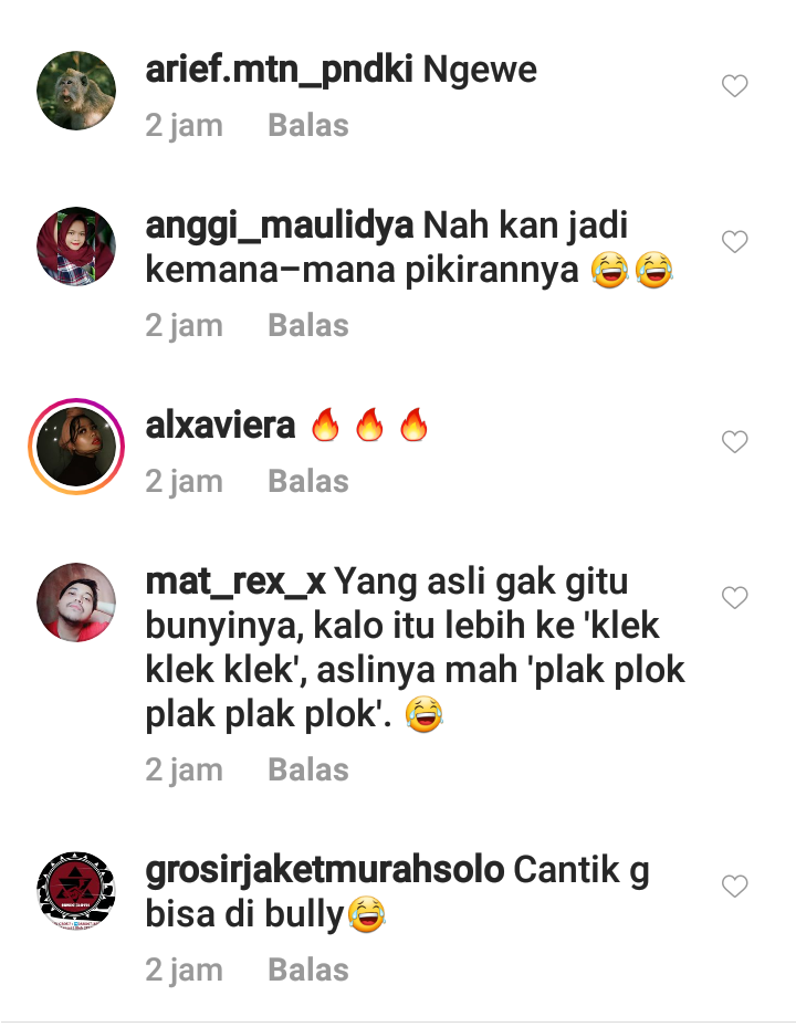 Video Cewek Dengerin Musik, Goyangannya Bikin Netijen Gagal Fokus! Apaan Nih?