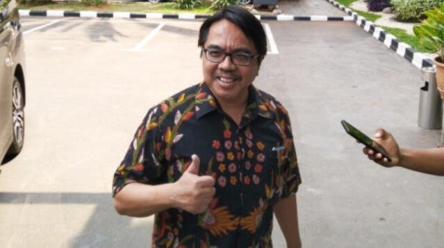 Yunarto Sentil Ade Armando Posting Ambulans DKI Bawa Batu: Berita Tahun Lalu