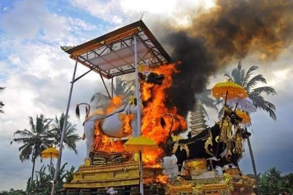 &#91;COC Reg.Bali&#93; Ritual Unik Yang Hanya Ada Di Bali, Nomor 6 Bikin Naik Adrenalin