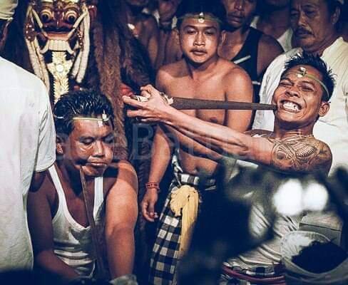 &#91;COC Reg.Bali&#93; Ritual Unik Yang Hanya Ada Di Bali, Nomor 6 Bikin Naik Adrenalin