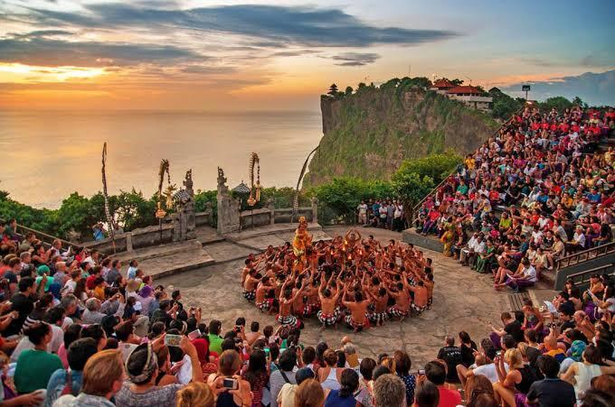 Pesona Indonesia Ada Di Uluwatu!