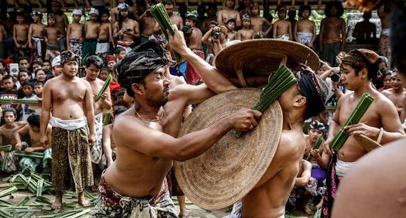&#91;COC Reg. Bali&#93; 8 Keunikan yang Menjadi Ciri Khas Tradisi dan Budaya Pulau Bali