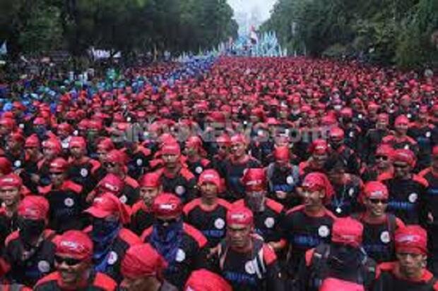 Pentolan Buruh Tegaskan Upah Harus Naik, Kalau Tidak Situasi Semakin Panas