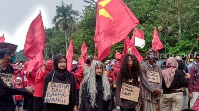 Cerita Dukun Santet di Demo UU Cipta Kerja, Mau Tiup Ubun-ubun Anggota DPR