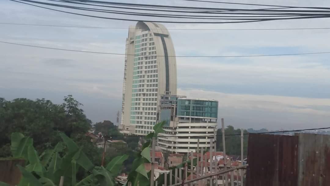 Hantu di Tepi Jalan
