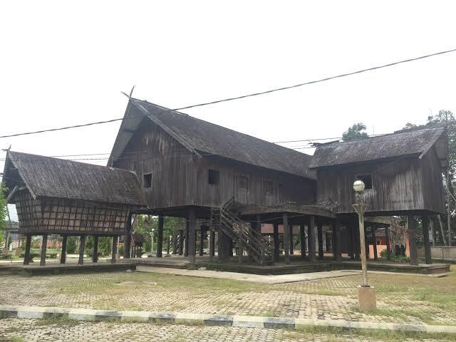 &#91;COC Reg. KalTeng&#93; Pesona Keistimewaan Suku Dayak Ngaju, Suku Asli Kalimantan Tengah!