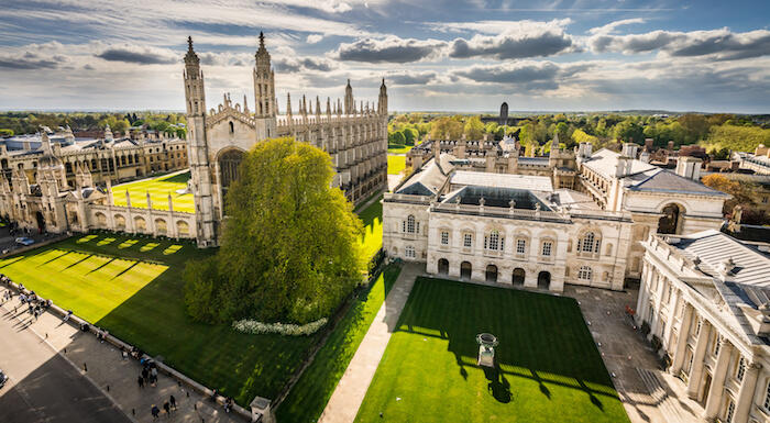 Kepingin S2 di UK? Masuk Sini Dulu Gan Buat Tau Universitas Terbaik di UK!