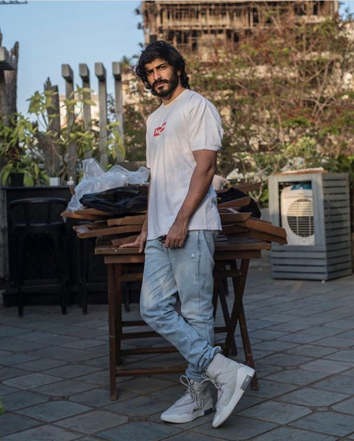 Ganteng Abis! Inilah 5 Pesona Putra Selebriti Bollywood!