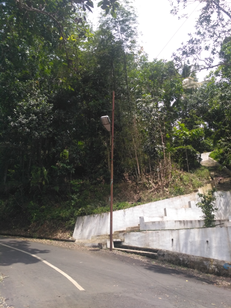 Tanjakan Makam dan Jembatan Haur Koening Ngeri Banget 