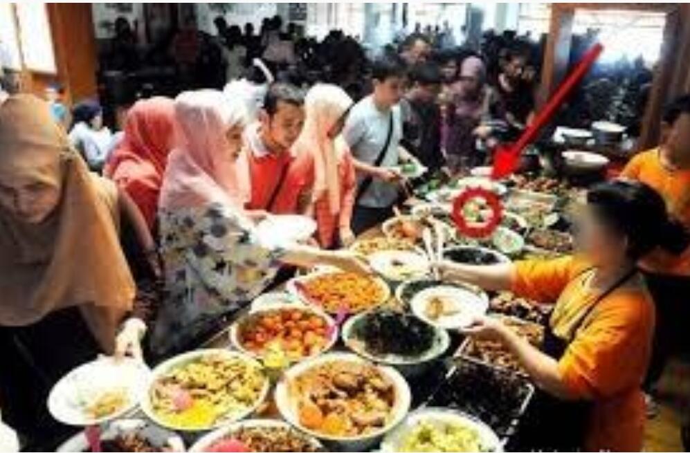 10 Hal Bikin Kesal Ketika Di Tempat Makan (Resto, Rumah Makan, Cafe Dan Bistro) 