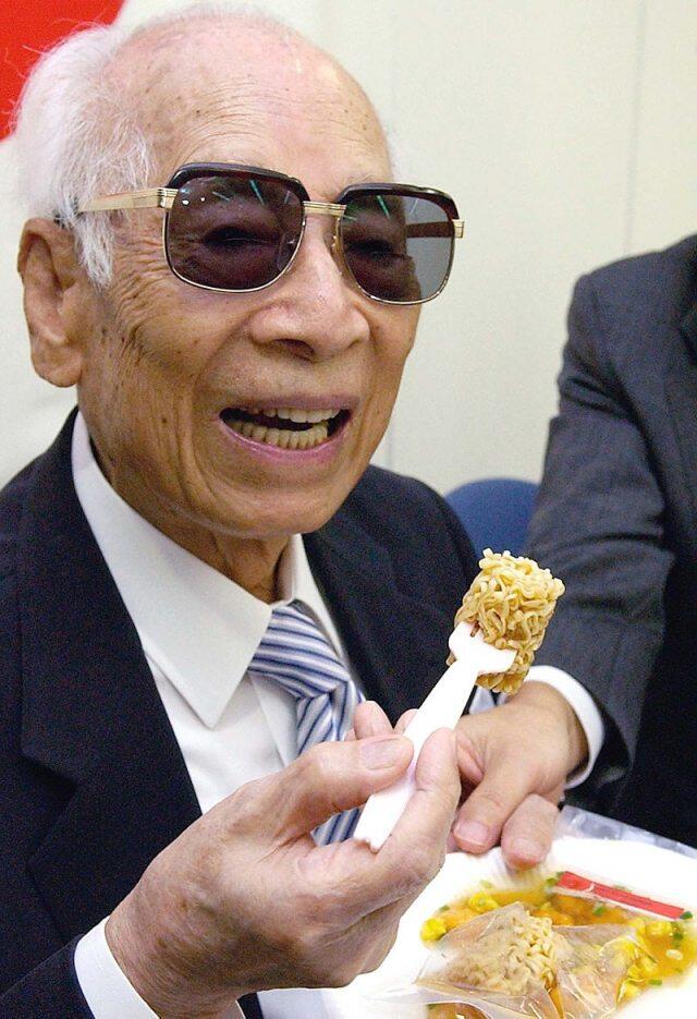 Momofuku Ando! Penemu Mie Instan, Sekaligus Pahlawan Anak Kos Akhir Bulan!