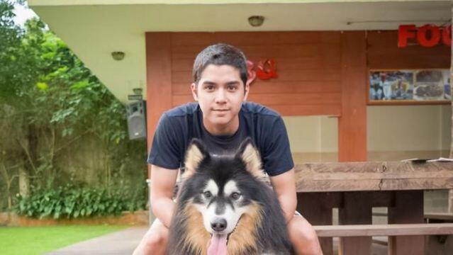 5 Artis Tuai Pro Kontra karena Pelihara Anjing