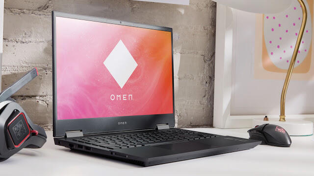 Sensasi Keseruan Penuh Semangat Bersama Laptop Gaming HP OMEN 15-EK0044TX