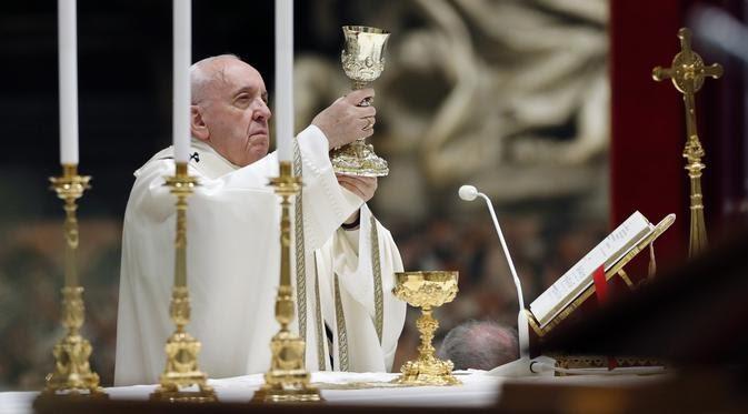Paus Fransiskus Minta Hubungan Sesama Jenis Dilegalkan