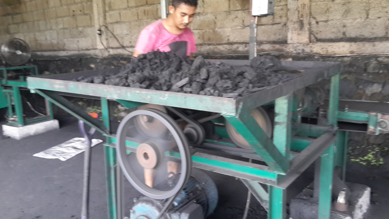 Kisah Mesin Ayak Dan Mesin Giling Yang Suka Beroperasi Di Malam Hari