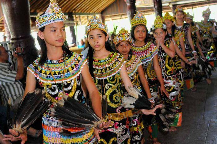 &#91;Coc Reg. KalTim&#93; 7 Tradisi Unik Masyarakat Dayak Di KalTim