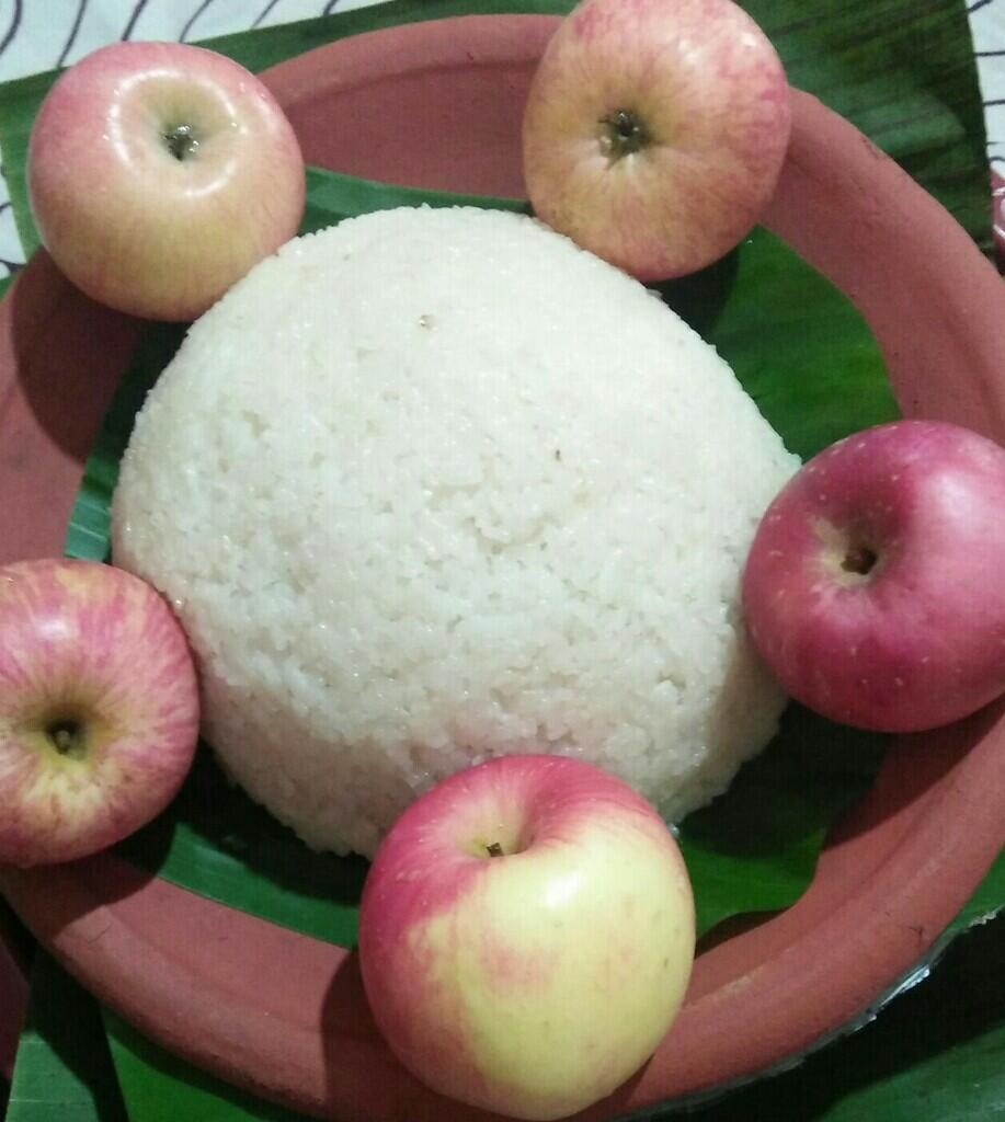 ADAT DESA PONDOK MBOTE PADA SAAT HARI MAULUD NABI SAW 