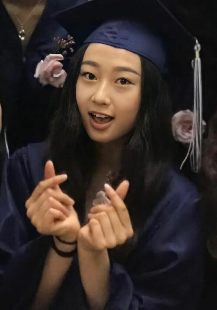 Giselle Aespa Ketahuan Jadi 'Anak Gaul' di Sekolah Gegara Foto Predebutnya Bocor