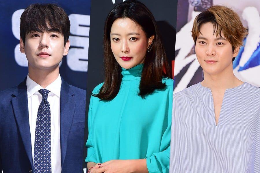 Kerap Dipasangkan dengan Aktor Lebih Muda, Kim Hee Sun Khawatirkan Satu Hal Ini