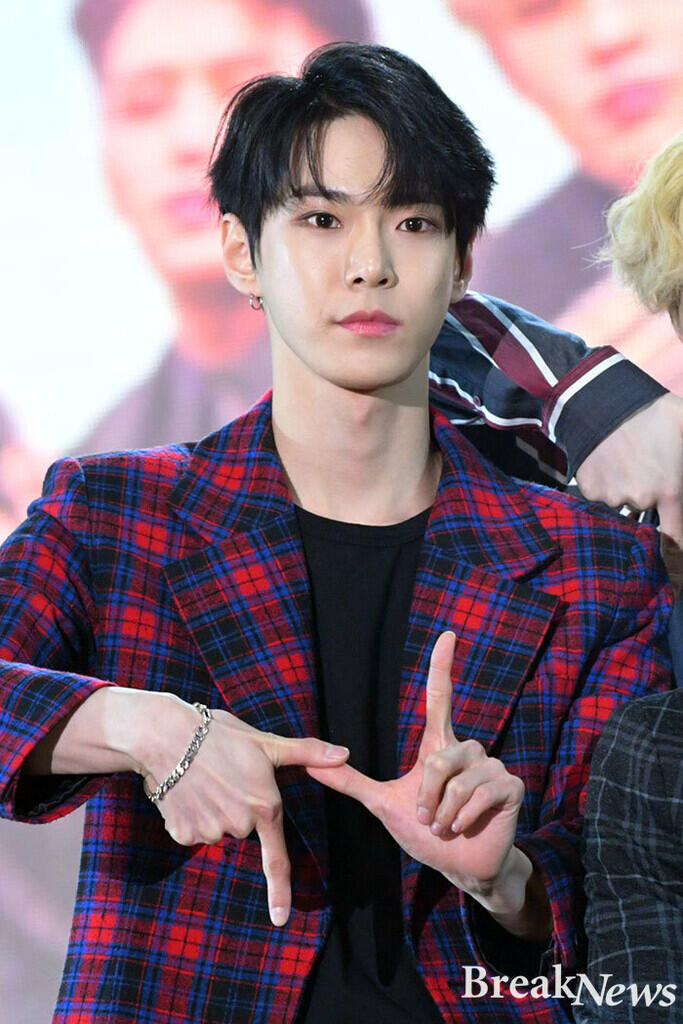 Doyoung ‘NCT’ akan Segera Memulai Debutnya Sebagai Aktor!