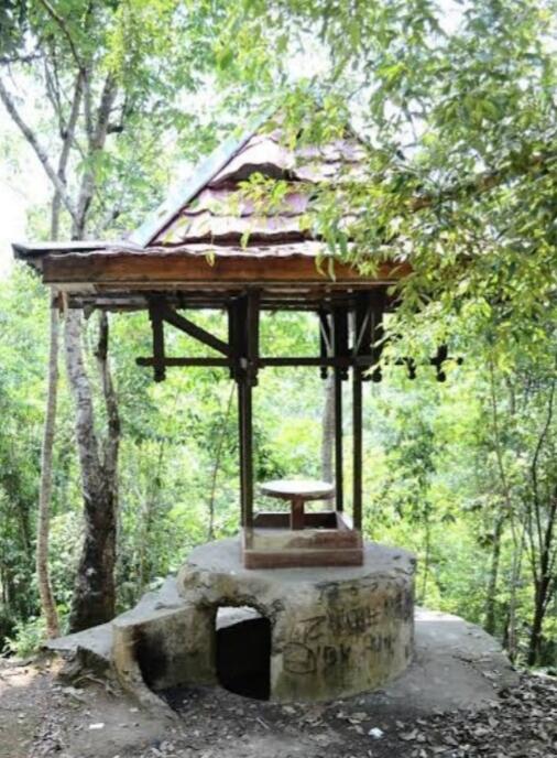(COC Reg Kalbar) Bukit Vandering Di Kalbar, Ternyata Ada Pos Pengintai Para Penjajah