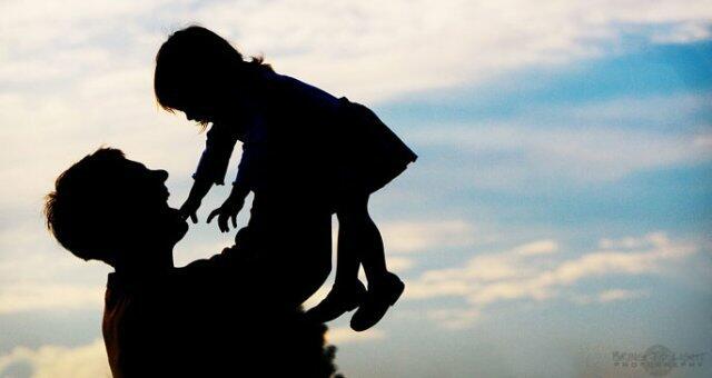 Cerita Kehidupan Anak Perempuan Tumbuh Tanpa Ayah