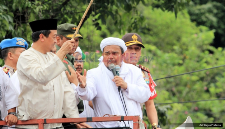 Disambut Ribuan Orang, Ini Rute Kedatangan Habib Rizieq di Indonesia