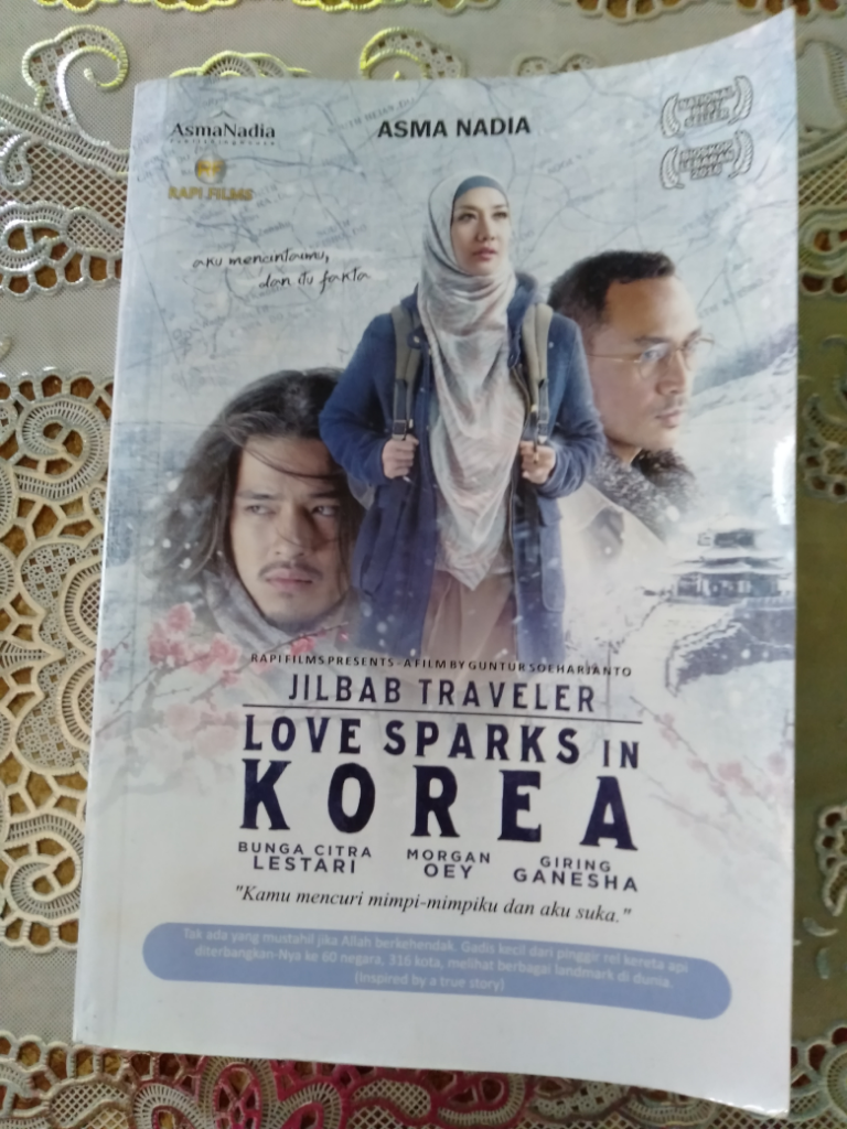 &#91;COC&#93; Review Buku Love Spark In Korea, Karya Asma Nadia