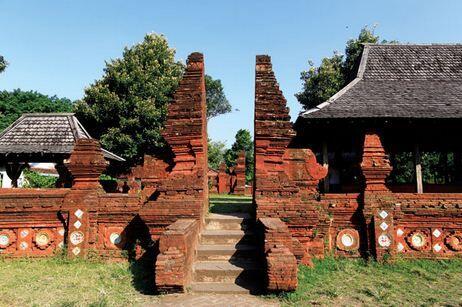 &#91;COC Reg. Cirebon&#93; Menjelajahi Wisata “Kota Udang” yang Patut Dikunjungi