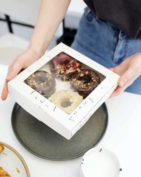 Buruan Daftar Sblm 30 November, Hanya Makan Coklat Kamu Di Bayar 10 Juta Lebih!