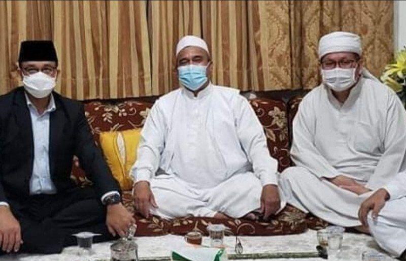 Anies Bertemu Rizieq Shihab di Petamburan Selasa Malam, Hanya &ldquo;Ngeteh&rsquo; Bareng