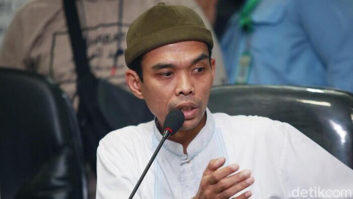 Ustaz Abdul Somad Bicara Orang Dihukum dari Jabatan karena Sambut HRS