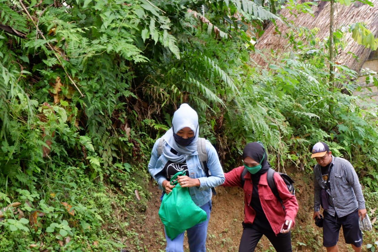 Syaduh Nya Di Suku Baduy π
