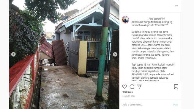 Kejam! Satu Keluarga Positif Corona, Warga Diblokade Jalan ke Rumah Mereka