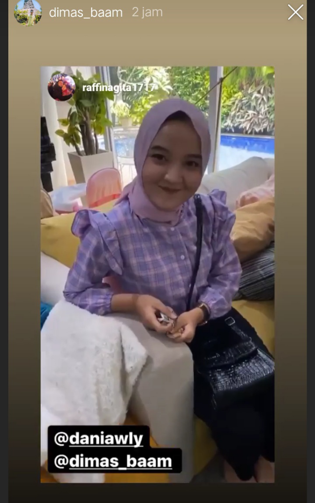 Dimas &quot;Ahmad&quot; Ramadhan, Bertemu Dania Wanita Yang Videokan Dirinya Dan Akhirnya Viral