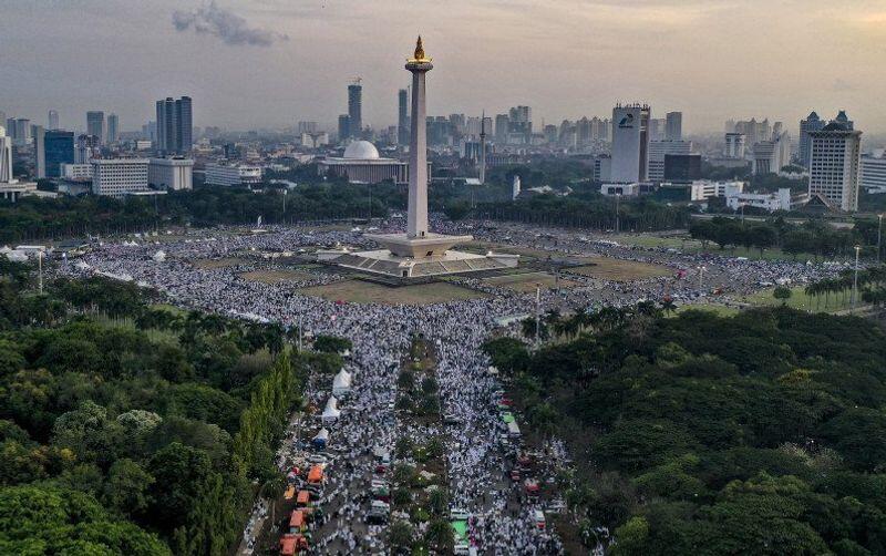 Anies Diminta Kaji Matang Sebelum Beri Rekomendasi Reuni 212