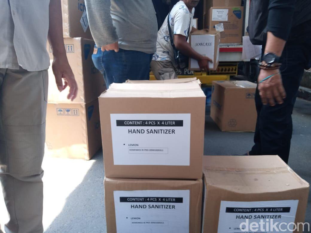 Habib Rizieq Gelar Maulid Nabi, Satgas COVID Kirimkan Masker-Hand Sanitizer