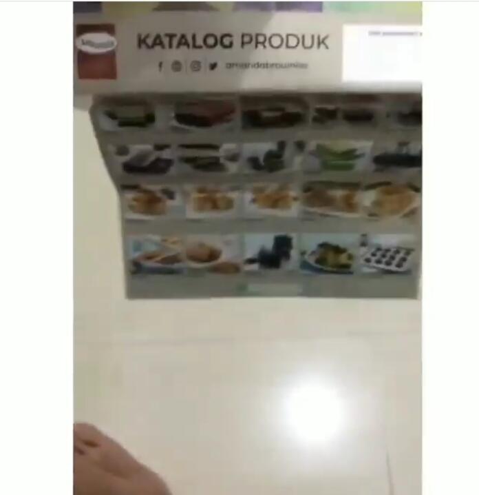 Teknik S3 Marketing, Dikira Nemu Dompet di Jalan Ternyata Brosur Katalog!