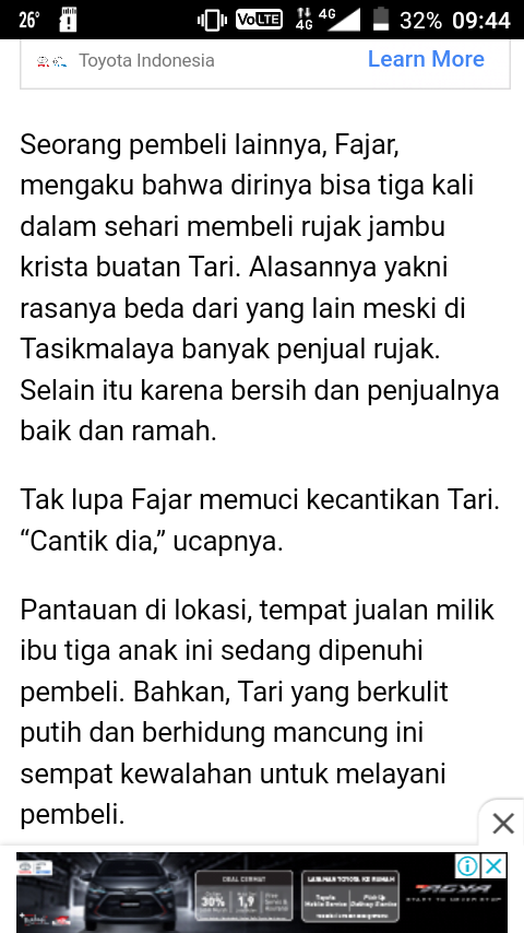 Viral Wanita Cantik Penjual Rujak, Pria Beli 3 Kali dalam Sehari